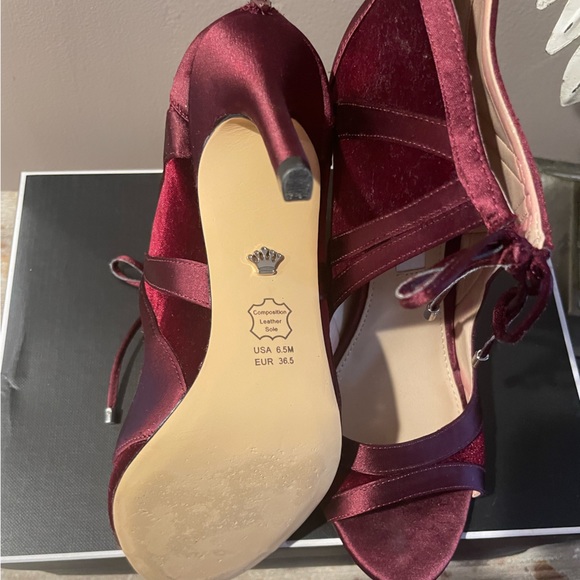 Nina Cherie Illusion Sandals in Merlot - Picture 2 of 2